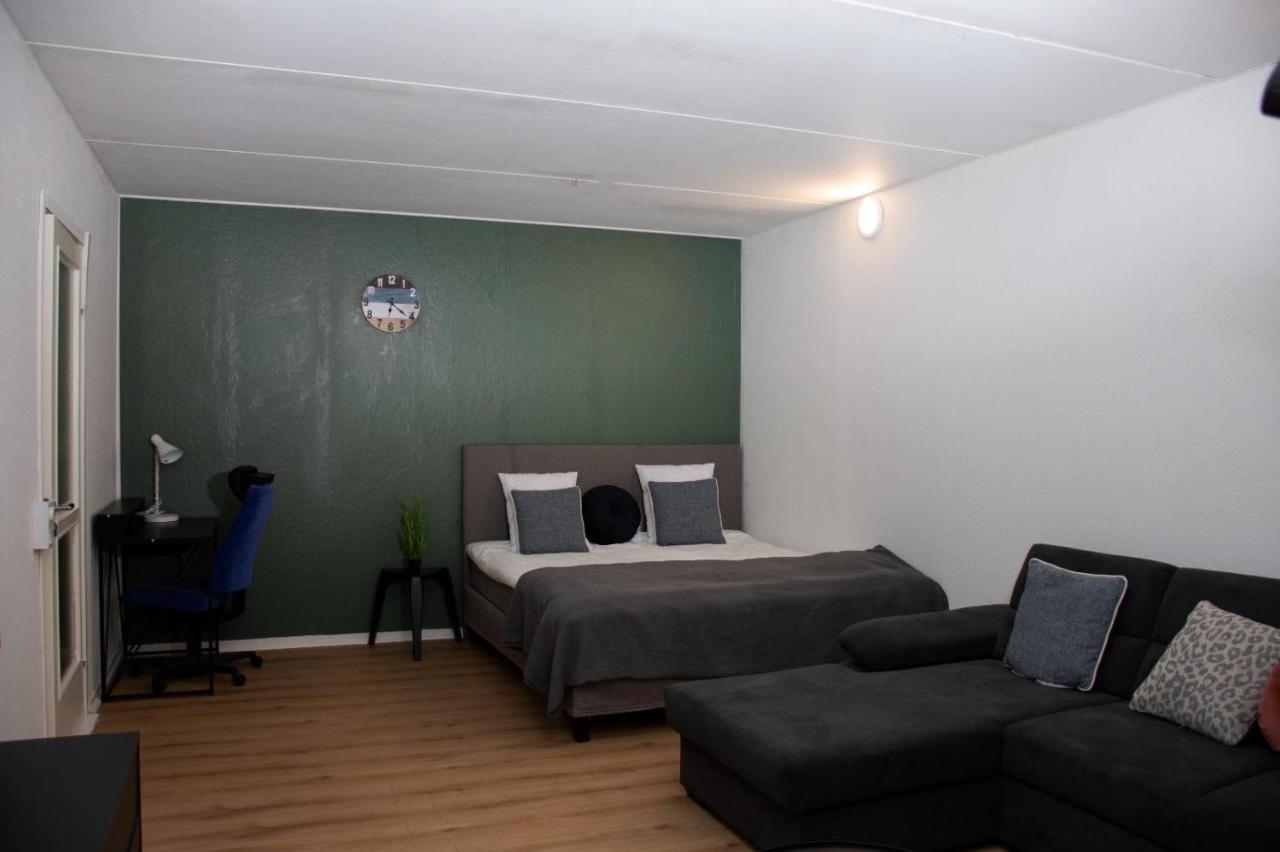Entire Apartment Malmo 2 Bedrooms-Tv Lounge-Balcony Exterior photo